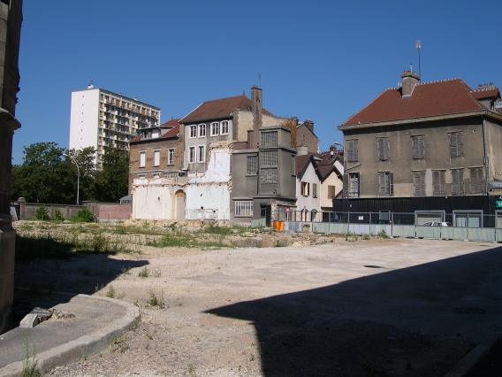  Terrain vague derrière l'ancienne bourse du travail
